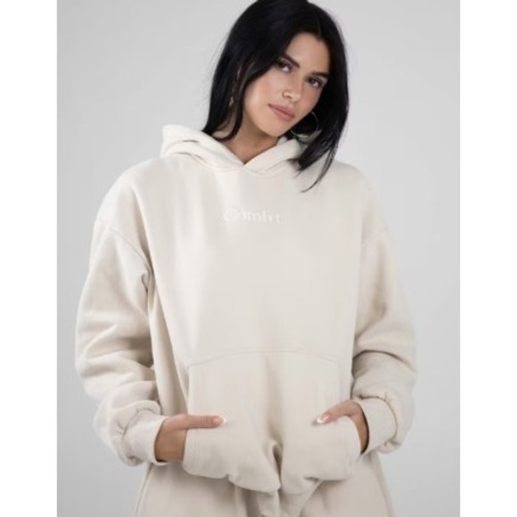 Comfrt Other - Comfrt signature hoodie bone size medium